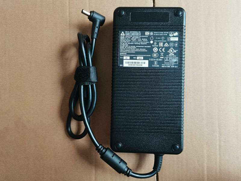 Notebook Adapter ADP-330AB_D