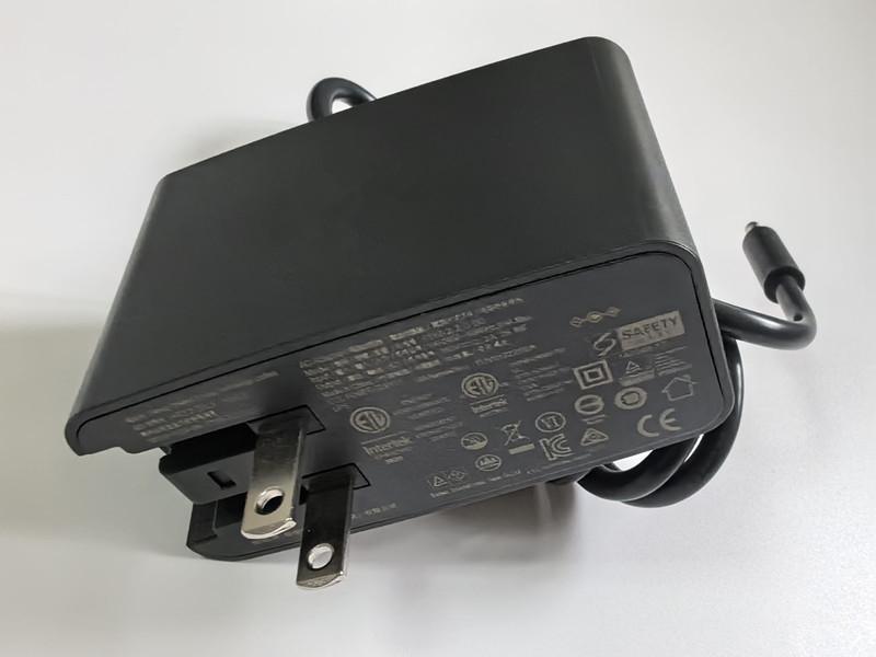 Notebook Adapter F13V-2.2C-DC