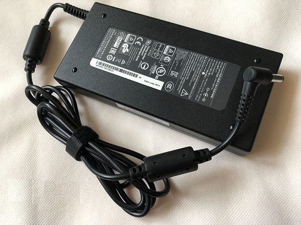 Notebook Adapter FSP180-ABAN1